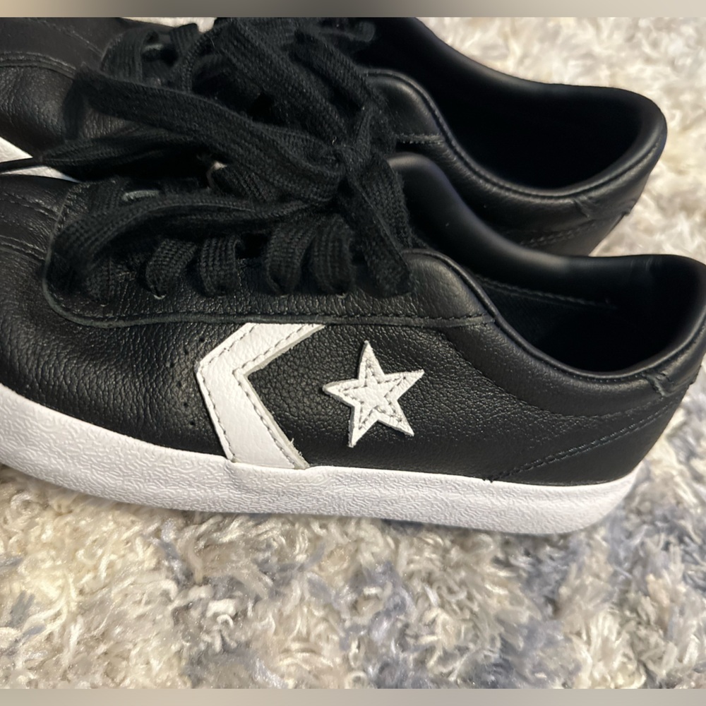 Converse Leather upper Size Women 5.5, Men 4. Black and White. Gum bottoms. EUC - Picture 3 of 9